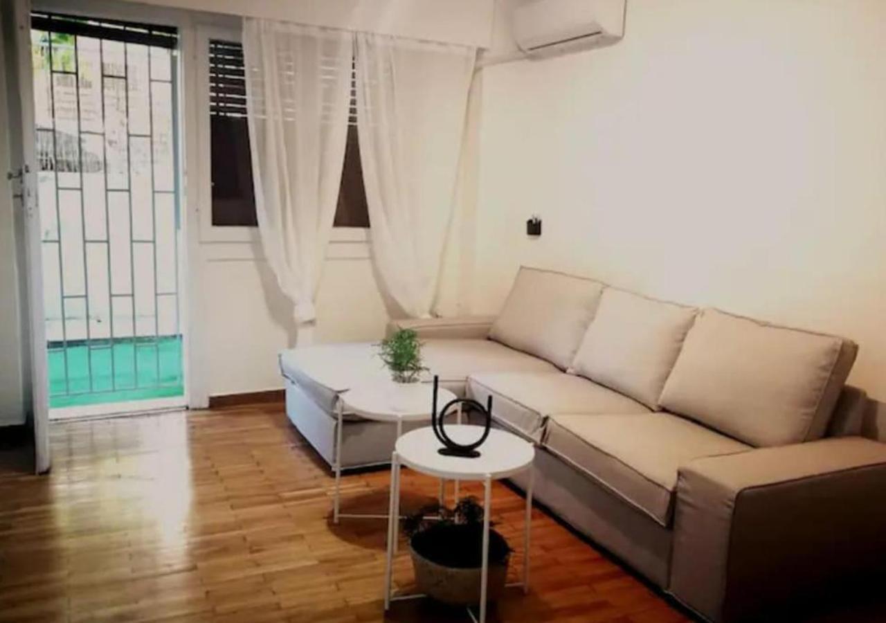 Apartment With Private Patio Athene Buitenkant foto