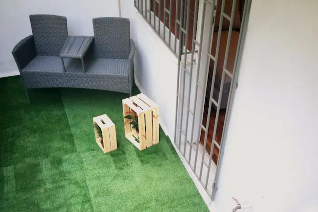 Apartment With Private Patio Athene Buitenkant foto